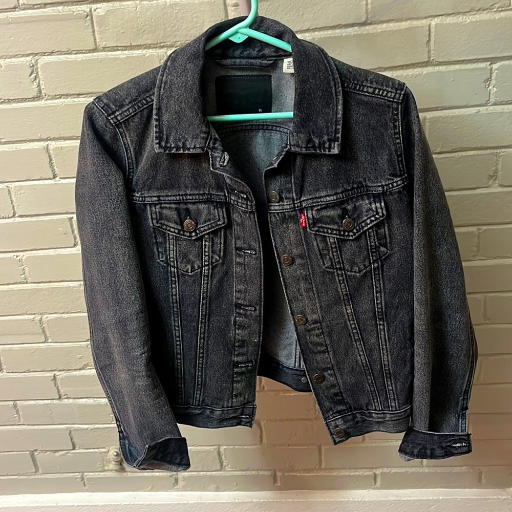 Levi’s black stone washed denim jacket